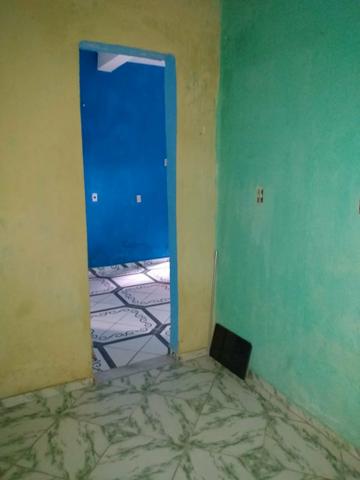 Vende-se uma casa em Sussuarana. Valor: 30mil - Foto 2