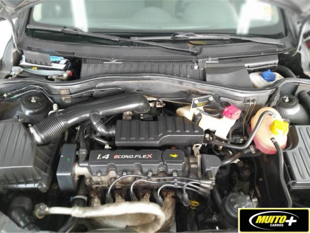 Chevrolet Corsa Hatch PREMIUM - Foto 10