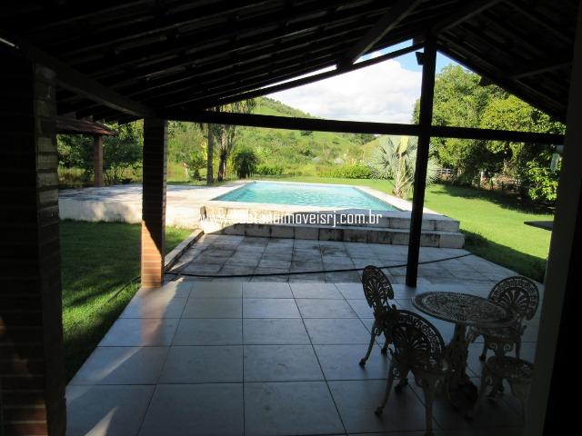 Caetano Imóveis - Fazendinha luxo com 6,4 hectares - rica em água na RJ 122! - Foto 4