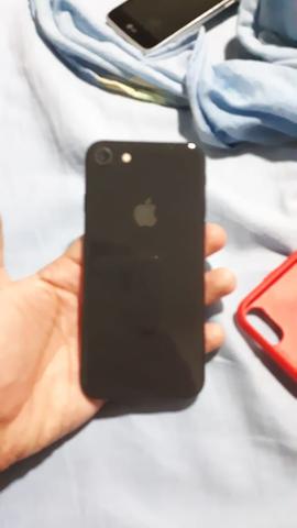 Vendo ou troco iphone8 - Foto 4