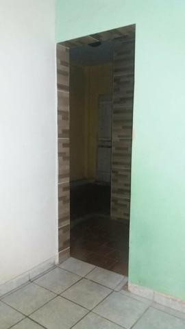 Alugo casa na Avenida nova descoberta - Foto 11