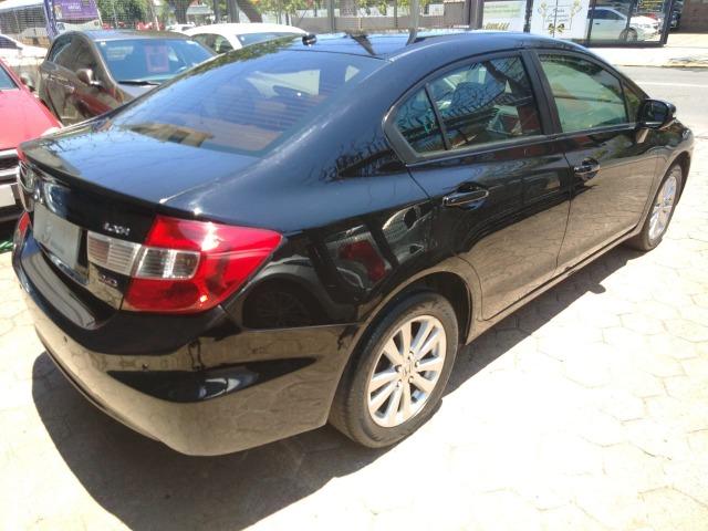 Civic LXR 2.0 AT - 2014 - Foto 2