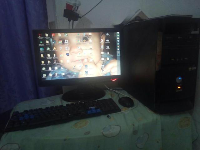 Vendo PC e som os dois ou troco em um celular bom valor do som e PC 400 zap * - Foto 4