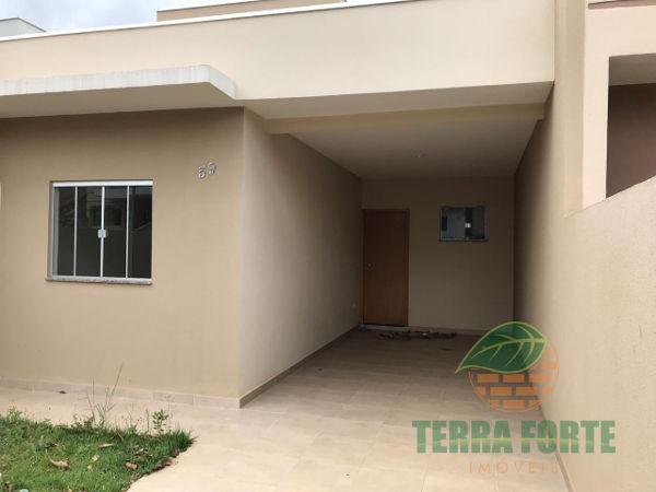 Casa geminada com 3 quartos - Bairro Jardim Santo Antônio em Cambé - Foto 2