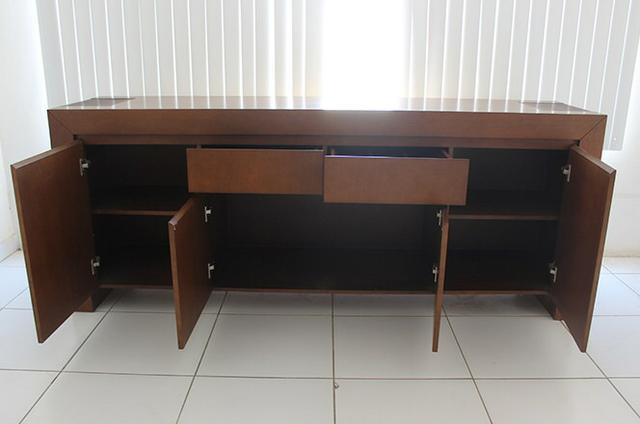 Vendo- Mesa 8 lugares R$: 2.200,00, e Armário Buffet R$:1.500,00 - Foto 4