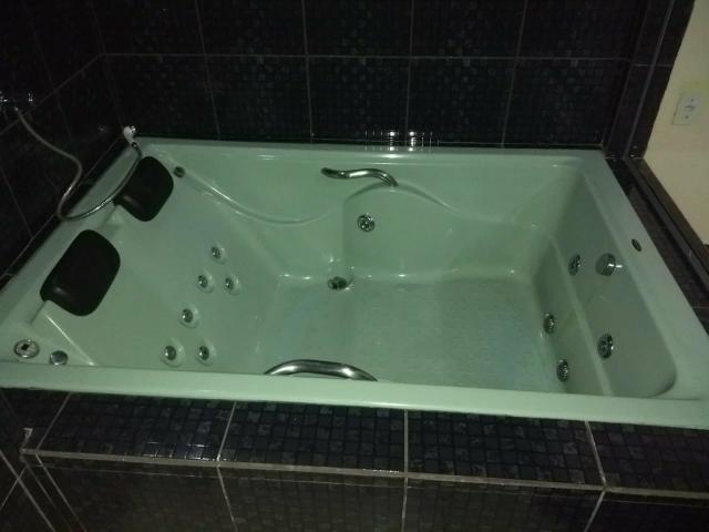 Oportunidade: Casa com piscina cascata e hidromassagem, suíte com hidromassagem, - Foto 13