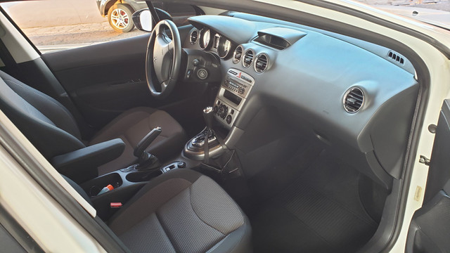 Peugeot 308 Allure automático, revisado. Assumo financiamento/consórcio. Oportunidade! - Foto 5