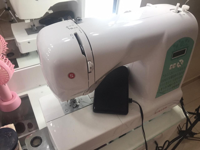 Máquina singer 6660 56 pontos - Foto 5