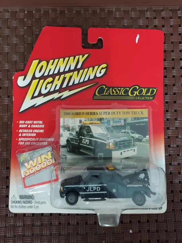 4 Miniaturas 1:64 Johnny lightning coleção Classic Gold - Foto 2