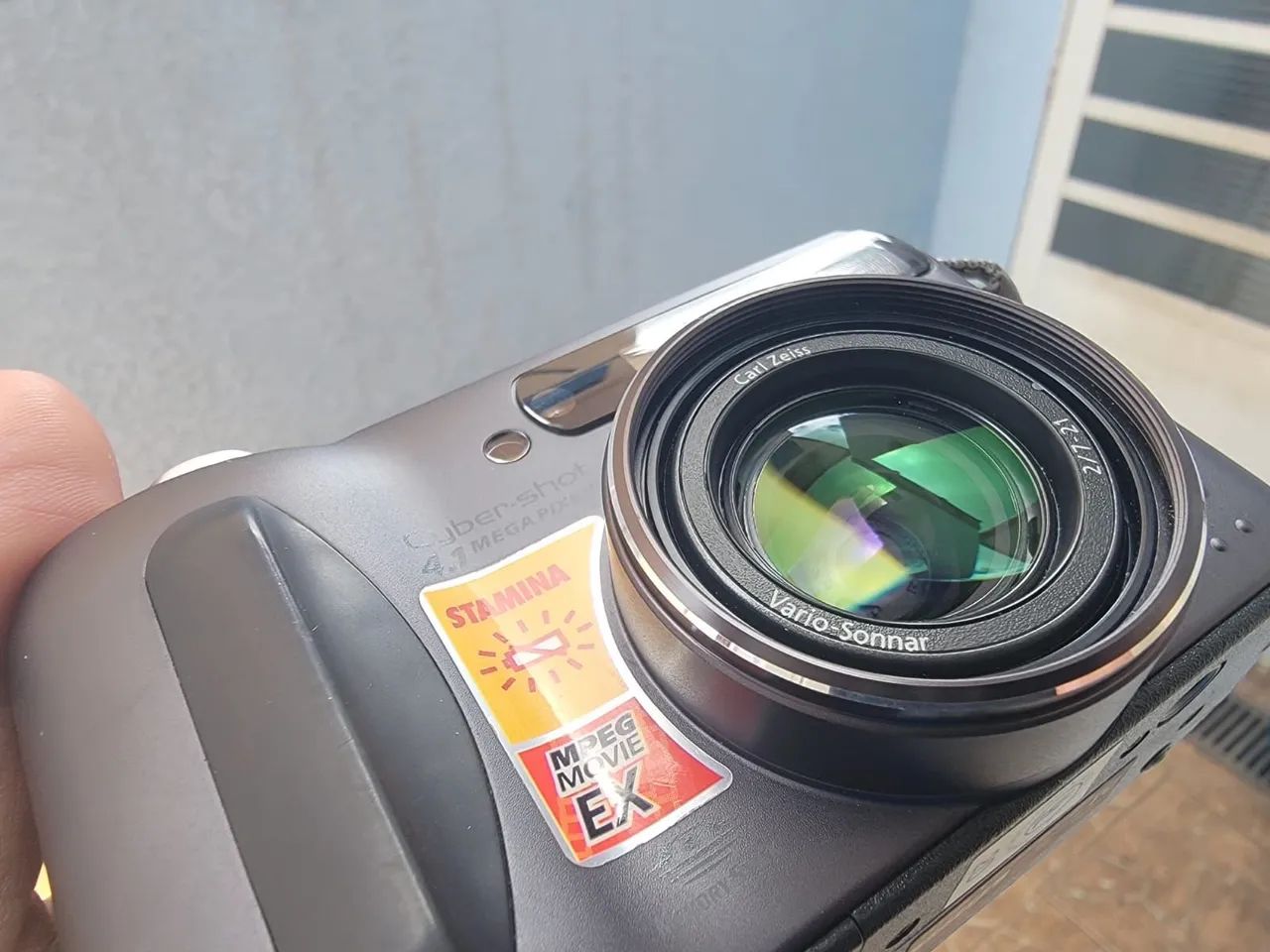 Câmera Sony Cyber-shot DSC S85 - Foto 2