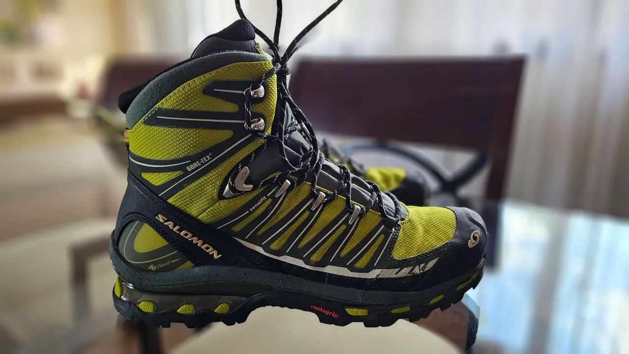 Bota Salomon Impermeável - Foto 5