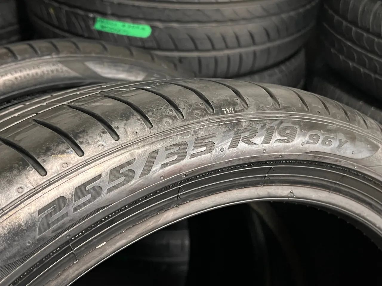 PNEUS ARO 19 - 255/35R19 PIRELLI PZERO RUN FLAT - Foto 5