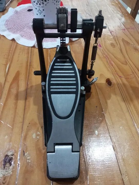 Pedal de Bumbo para Bateria - Ótimo Estado!
