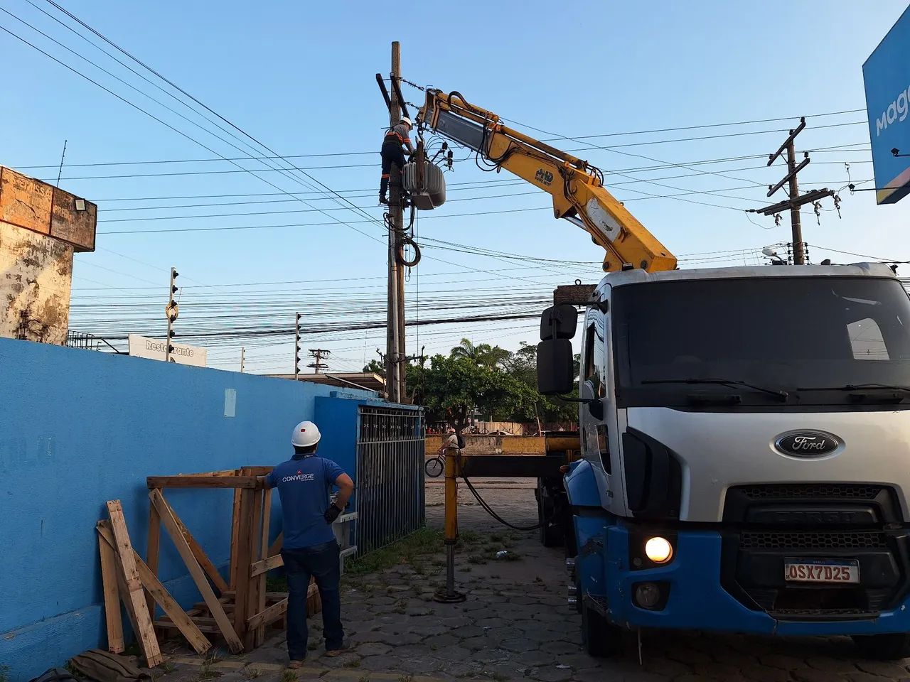 Caminhão Munck serviço e locação - Foto 3