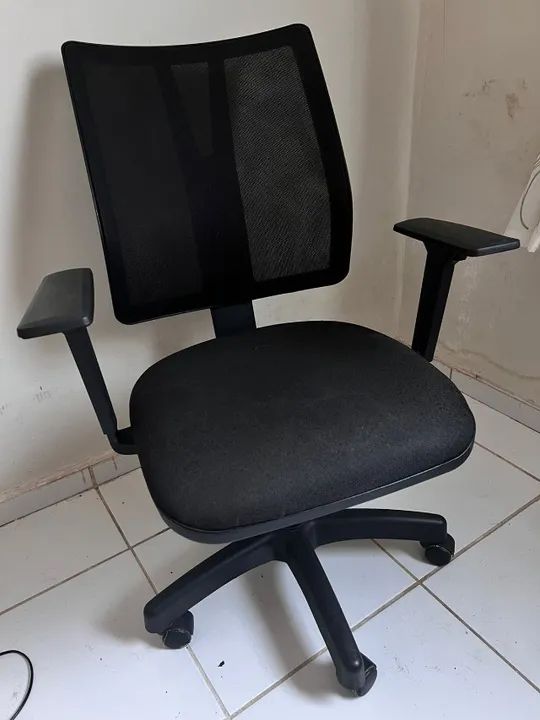 Cadeira Diretor Ergonômica Giratória para Escritório