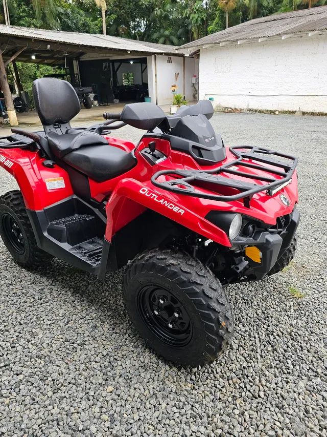 Quadriciclo Can Am Max 570