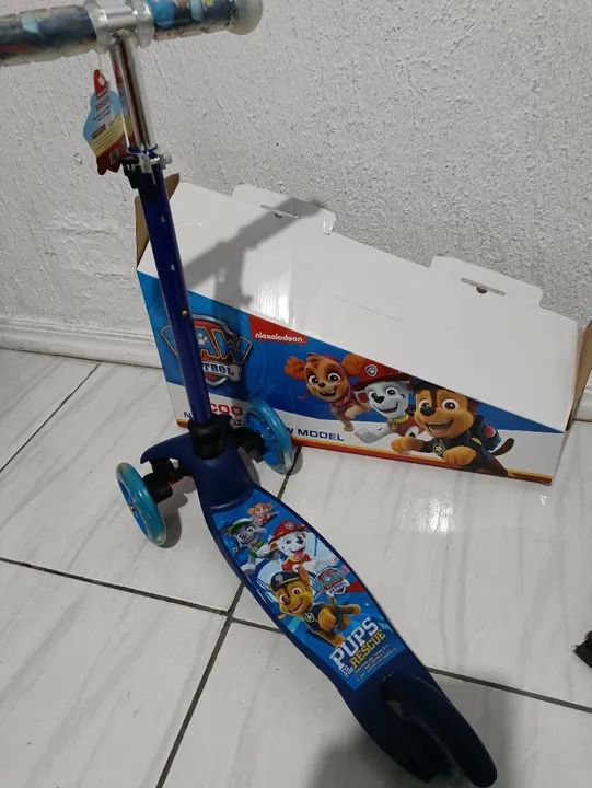 R$149.99 patinete infantil azul patrulha canina  2 rodas na frente novo 0km  - Foto 3