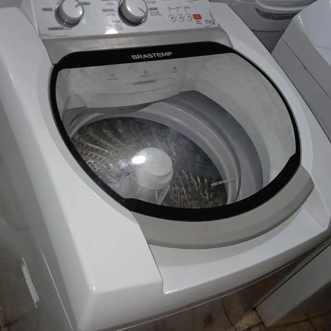 Máquinas de lavar roupa Brastemp Consul e Eletrolux 