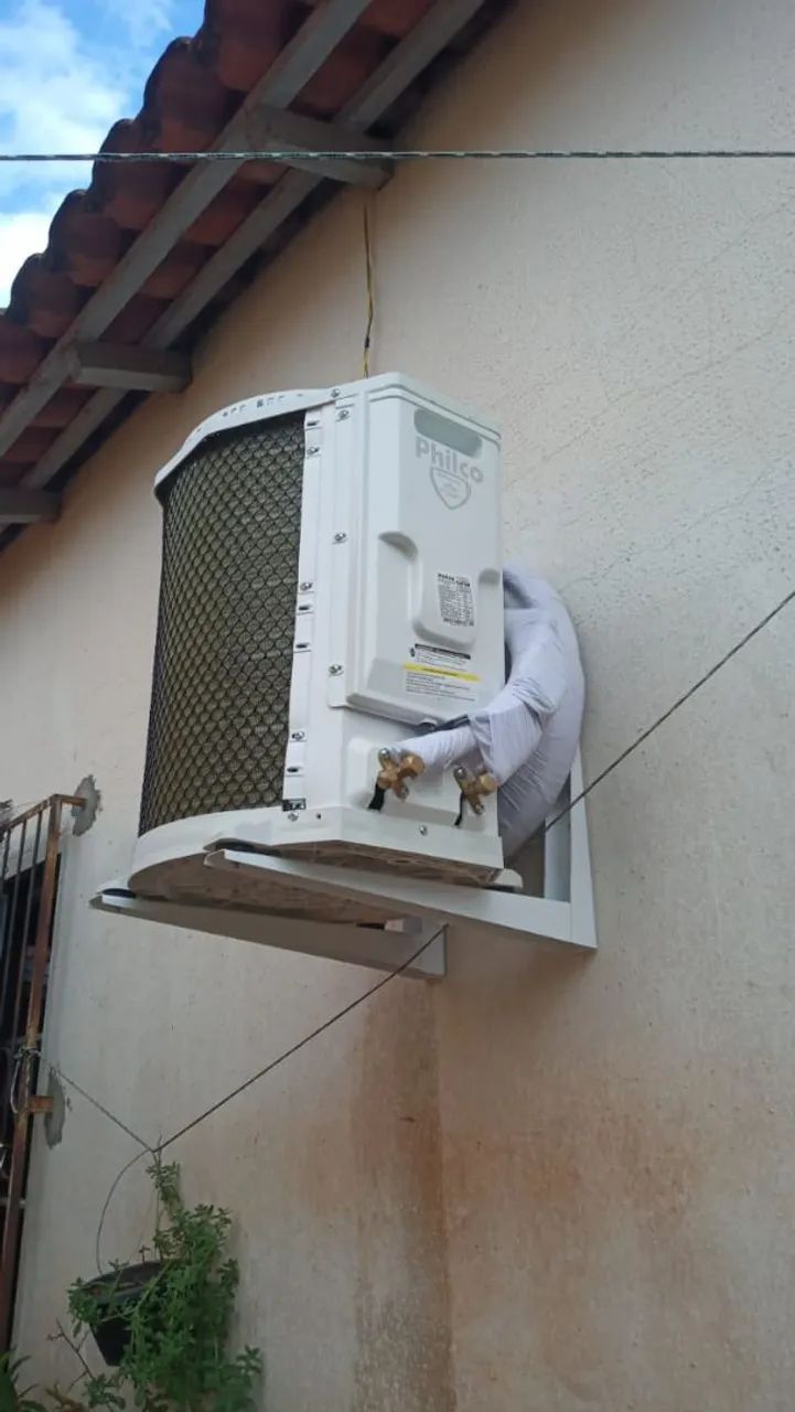 Manutenção elétrica. Instalação de calhas. - Foto 2