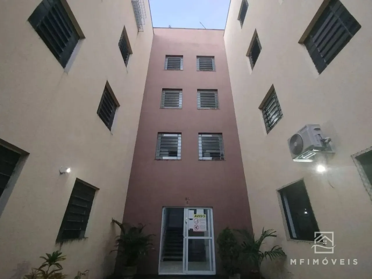 Apartamento com 3 dormitórios à venda, 71 m² por R$ 250.000 - Antônio Bezerra - Fortaleza/
