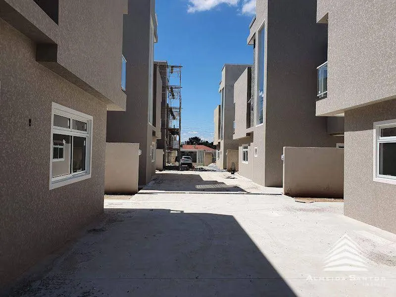 Sobrado a venda Bairro Alto, 3 dormitórios, 1 vaga de garagem