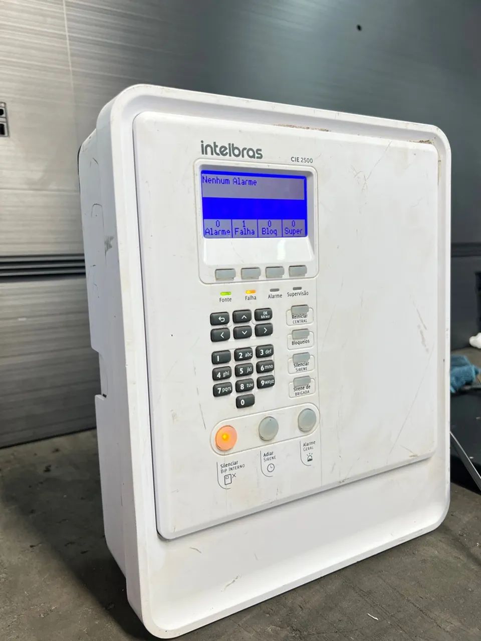 Central de Alarme Intelbras CIE 2500