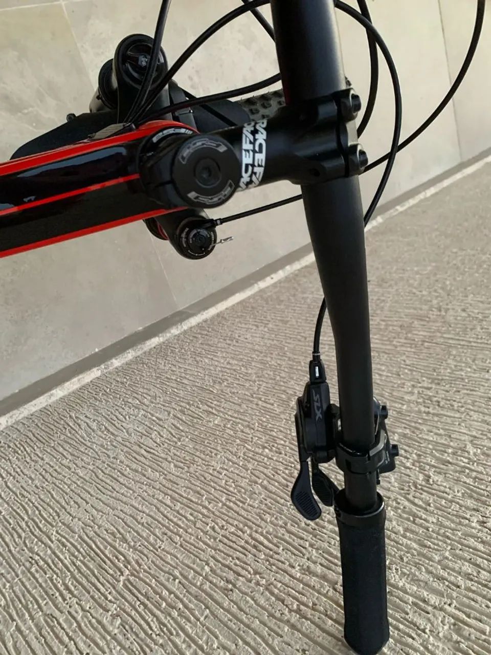 Bicicleta Caloi Elite Carbon FS Full aro 29 TAM 17 - Foto 5