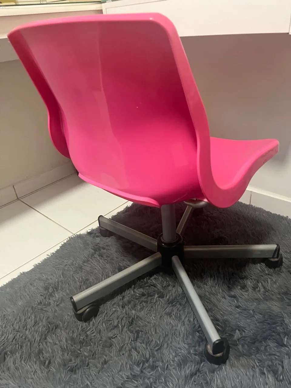 Cadeira de Escritório Rosa com Rodinhas
