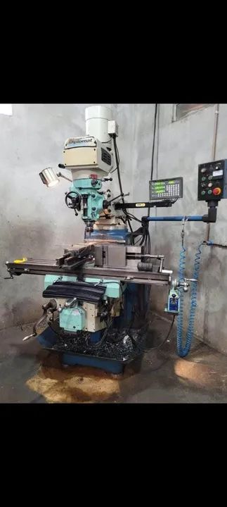 Fresadora ferramenteira ISO 40 Diplomat