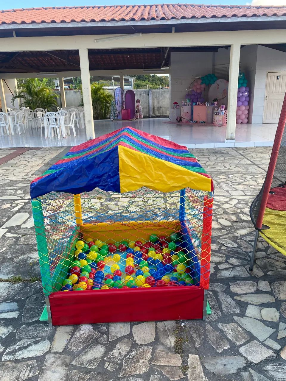 Alugamos pula pula piscina de bolinha  - Foto 3