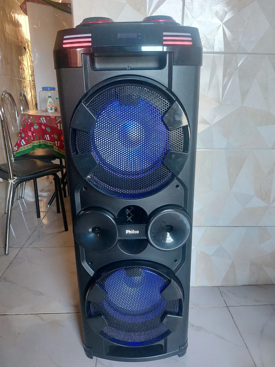 Caixa de Som torre Philco com Bluetooth e Entrada USB