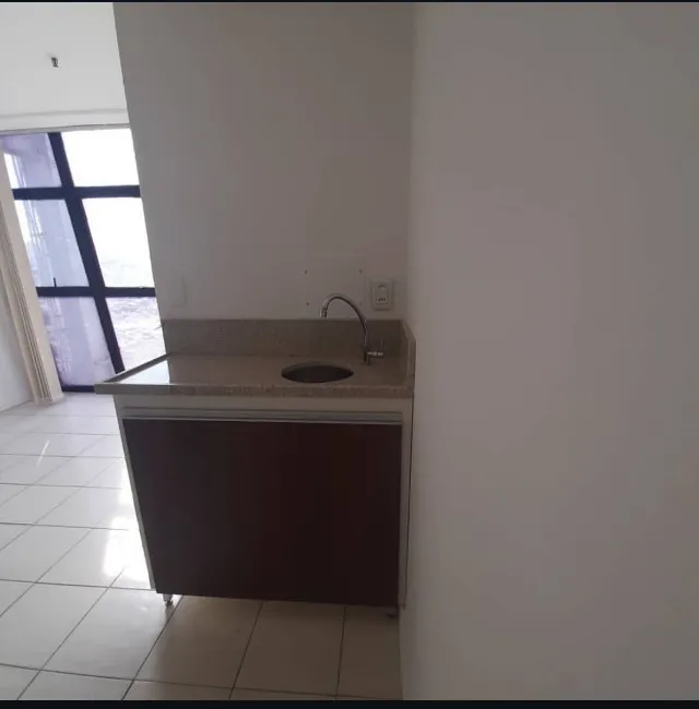 Sala comercial na Avenida do Contorno, Barro Preto, BH, MG