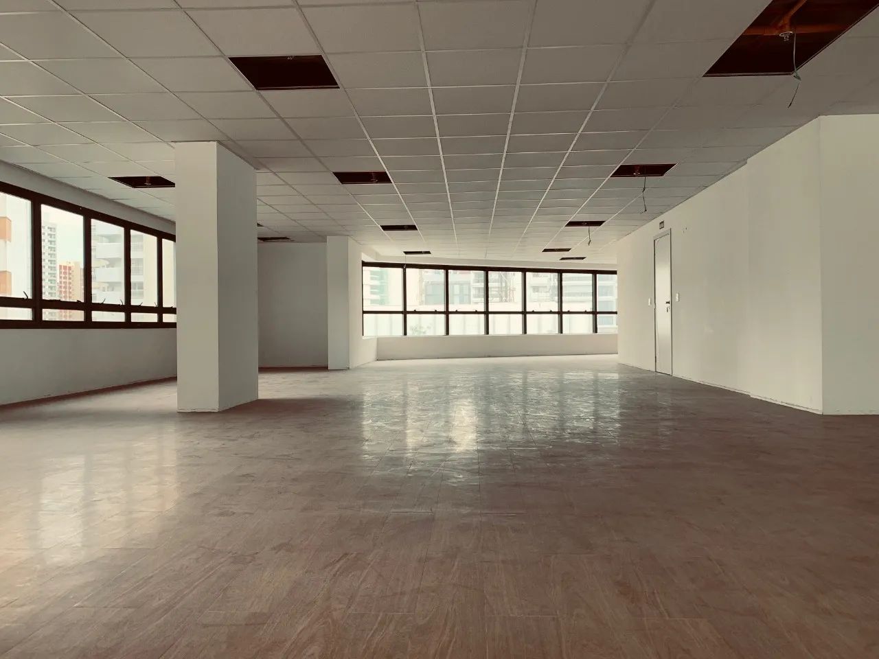 CONJUNTO/SALA COMERCIAL à venda com 261m² por R$ 2.800.000,00 no bairro Batel - CURITIBA / - Foto 5
