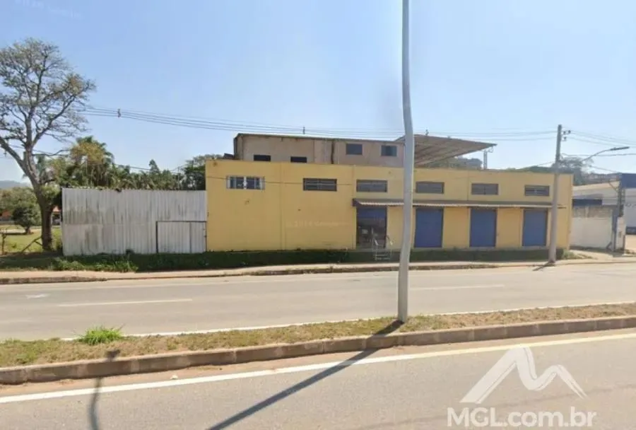 POUSO ALEGRE/MG  Galpão de 1.218,64m² na Avenida Erickson Flávio da Silva Bairro São João