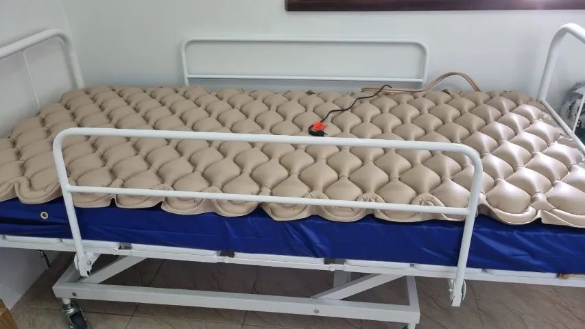 Cama hospitalar usada