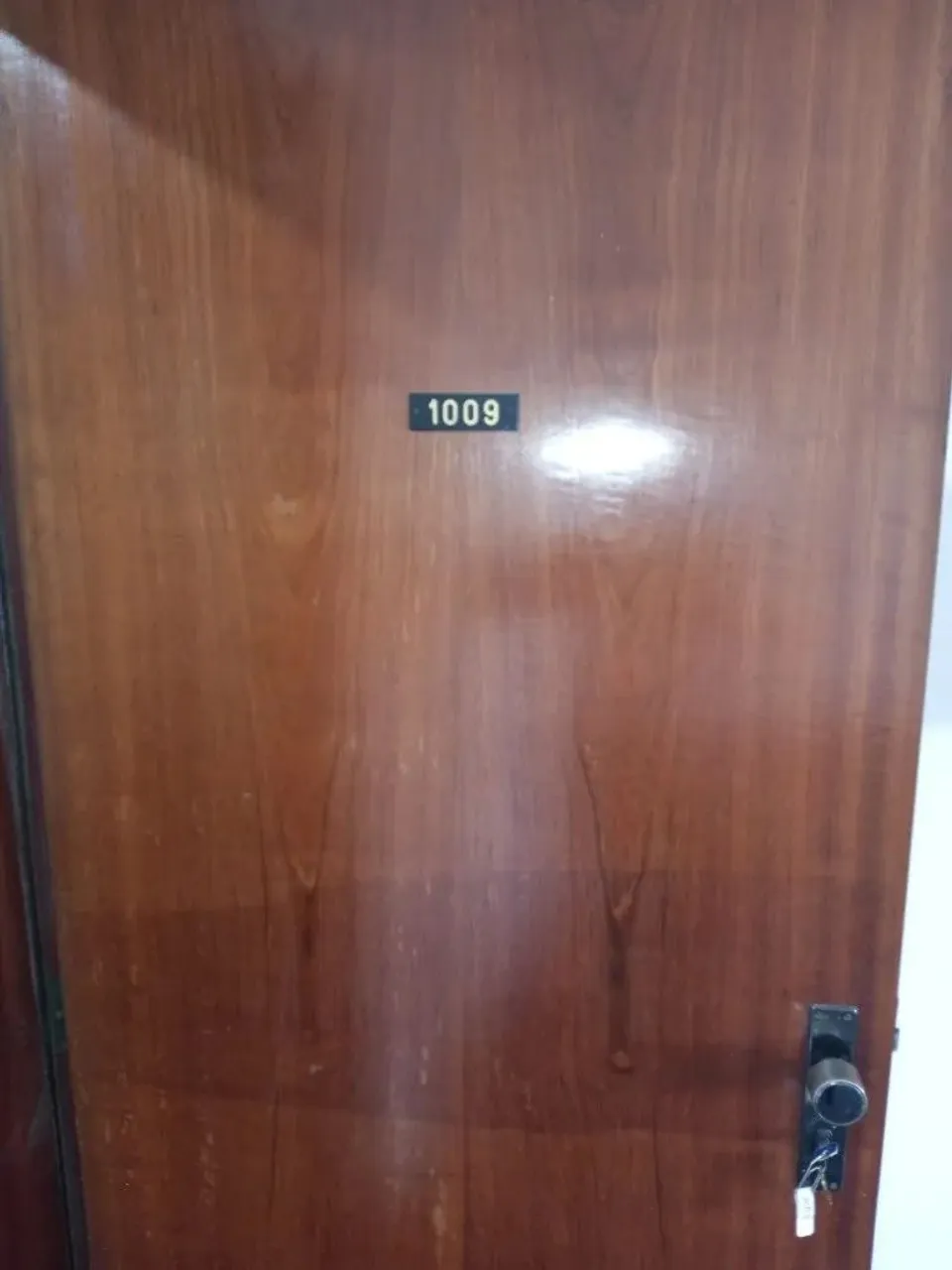 sala cormecial sendo 50m2 , 2 banheiros e 1 vaga