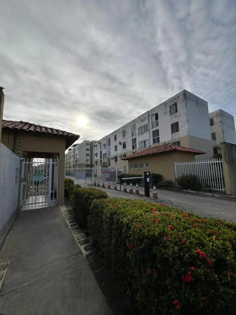 ASR alugo casa Duplex Parque das Arvores com 3 quartos em Parque das Árvores - Parnamirim