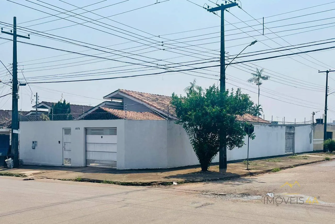(Vende-se) CASA com 4 dormitórios, 180 m² por R$ 750.000 - Apôniã - Porto Velho/RO