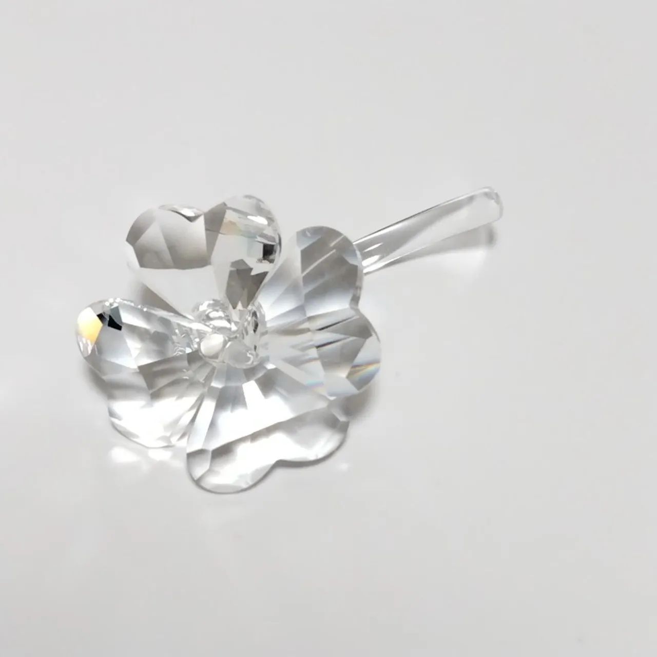 Trevo de 4 folhas de Cristal Swarovski, joia refletiva  - Foto 2