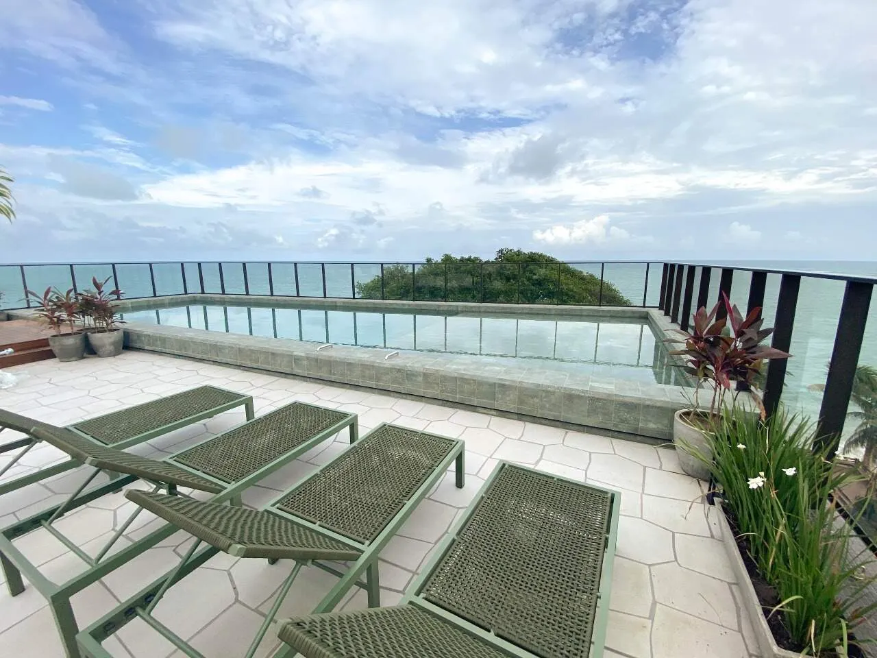 Flat à venda, vagas rotativas, Jardim Oceania - João Pessoa/PB