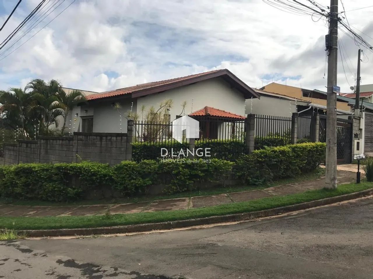 Casa à venda no bairro Cidade Universitária em Campinas
