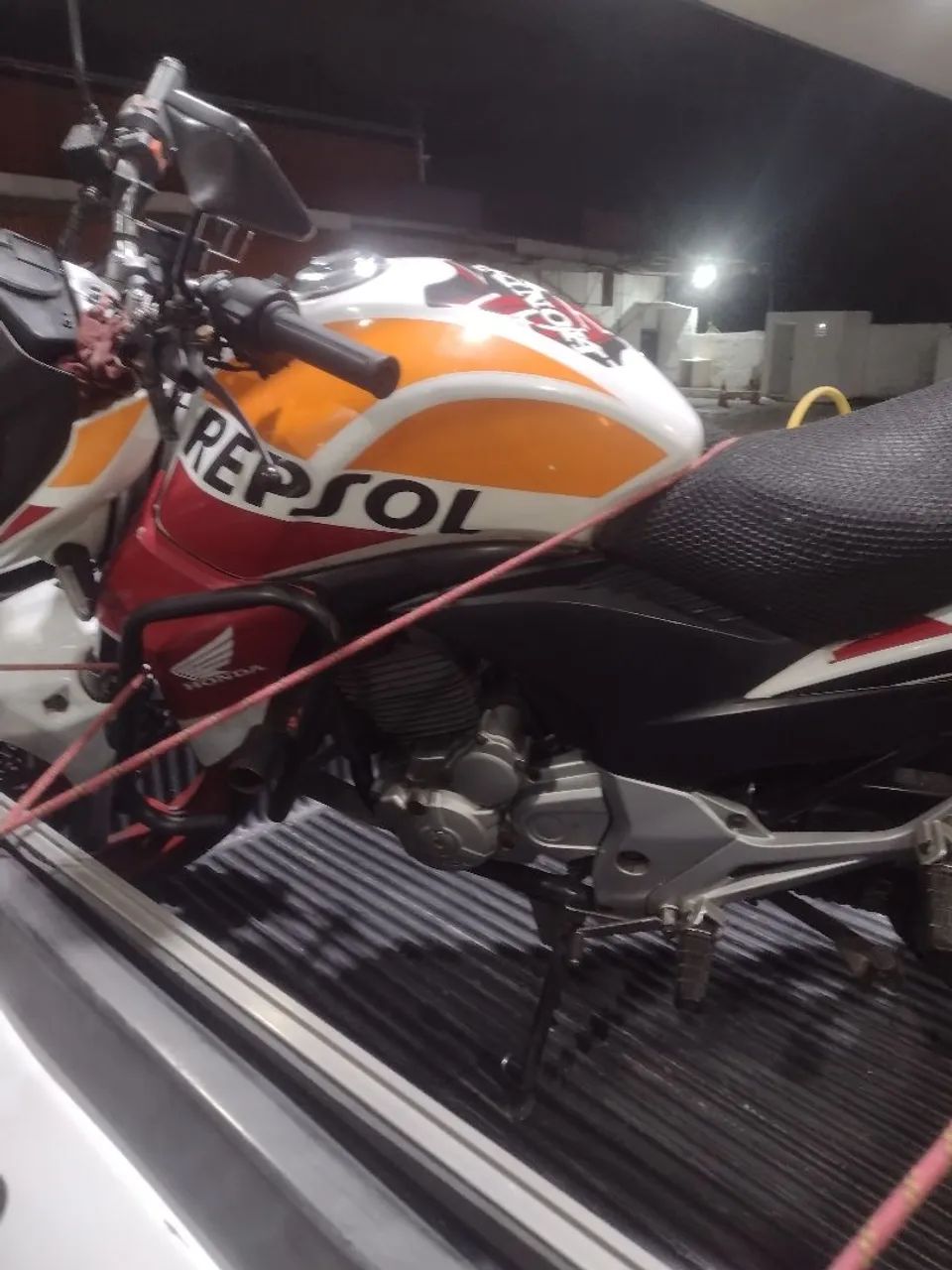 Carreto e reboque de motos 