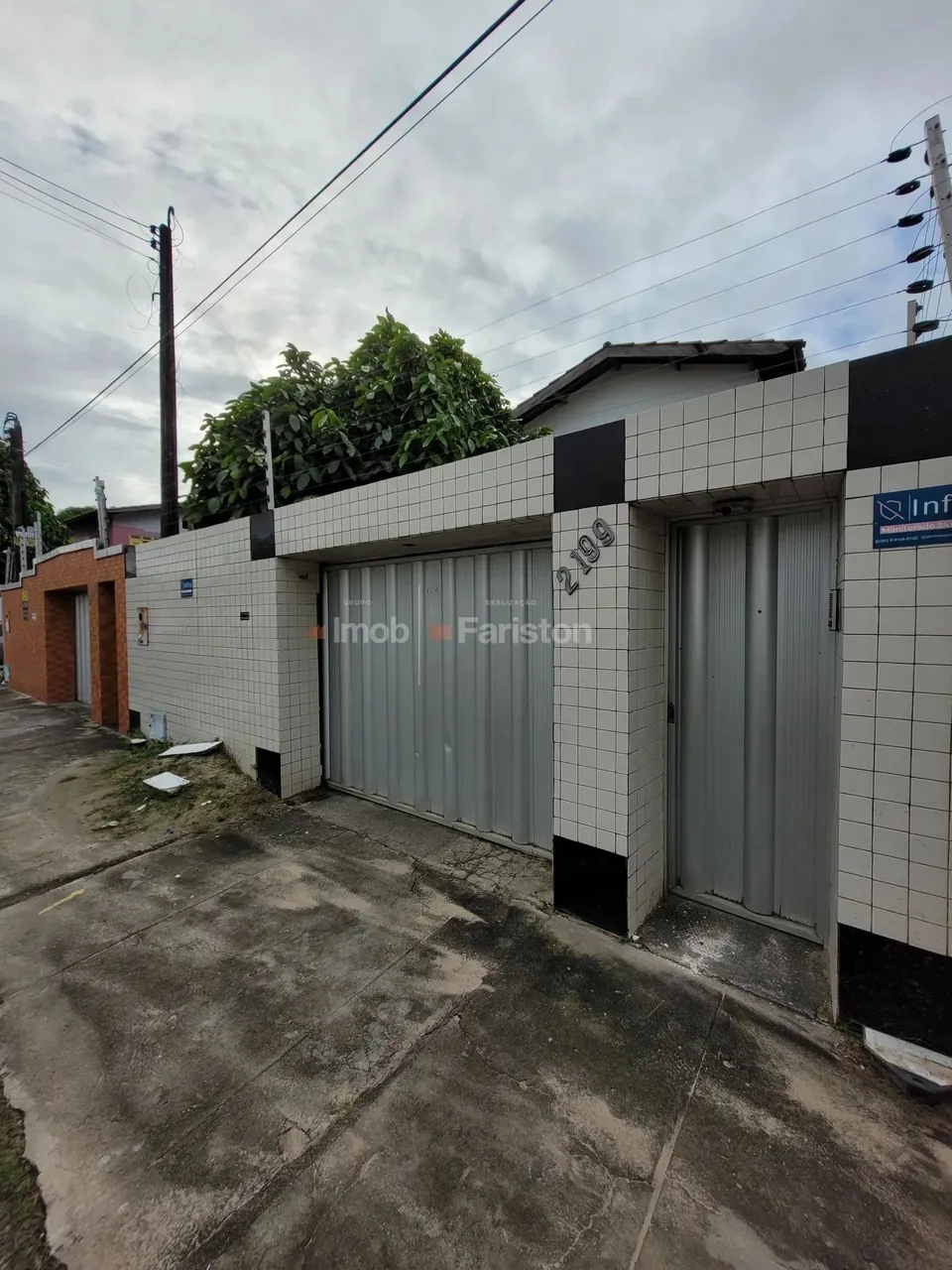 Casa ampla para locação ou venda no bairro Edson Queiroz - Fortaleza - CE