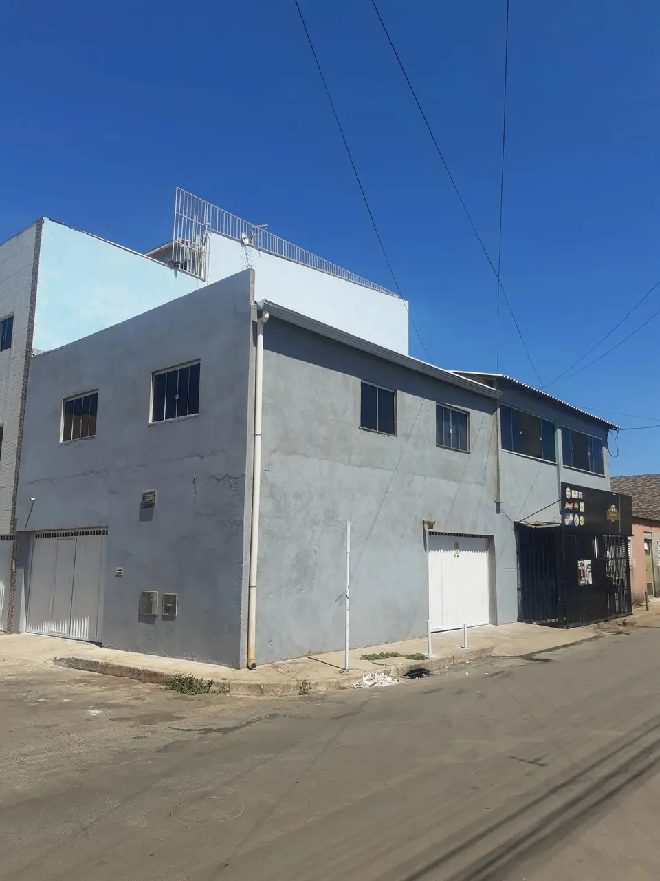 Sobrado com varios alugueis otima renda del lago