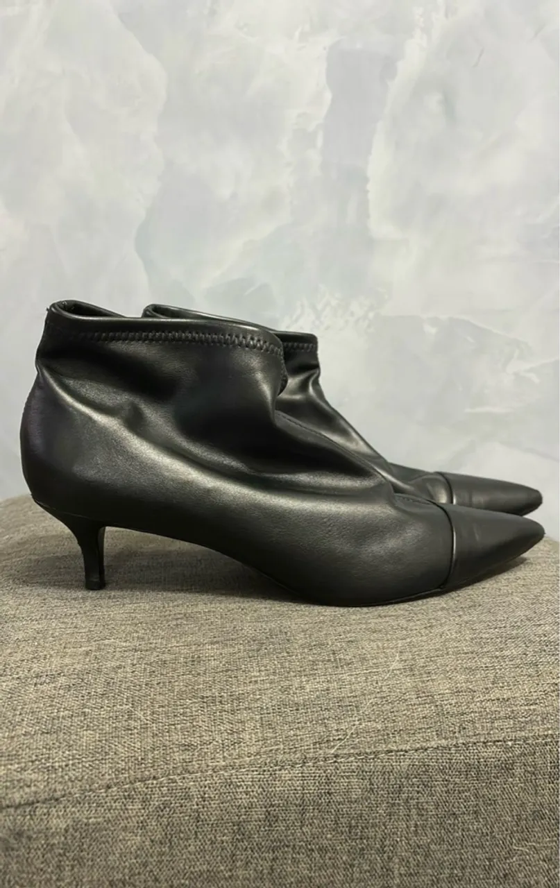 Bota schutz tamanho 35