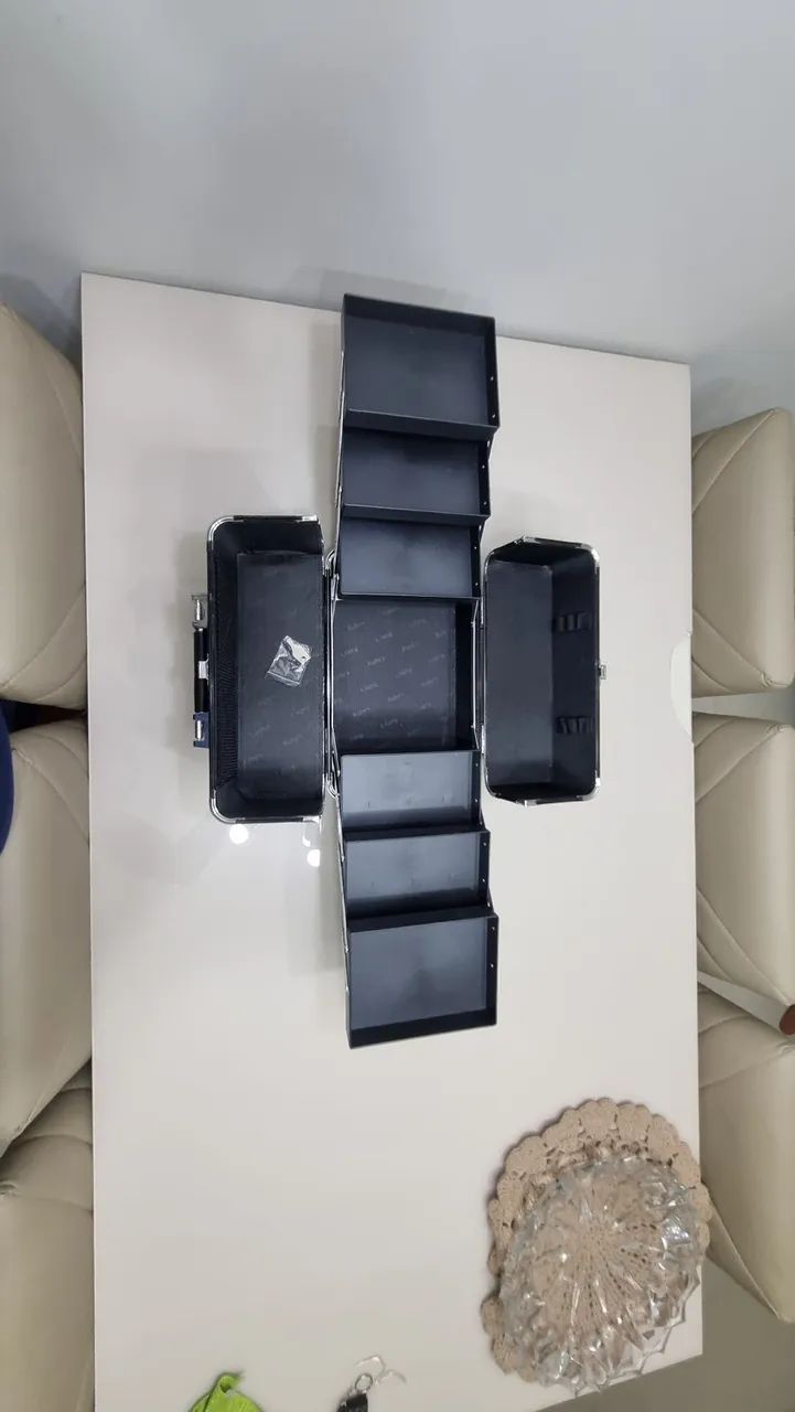 Maleta para maquiagem - Maybelline  - Foto 5