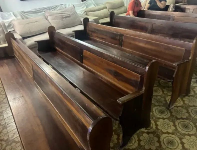 Banco de Igreja de Madeira Maciça 3m - Foto 2