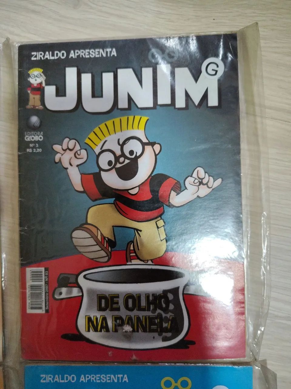 Lote com 4 Gibis JUNIM  - Foto 3