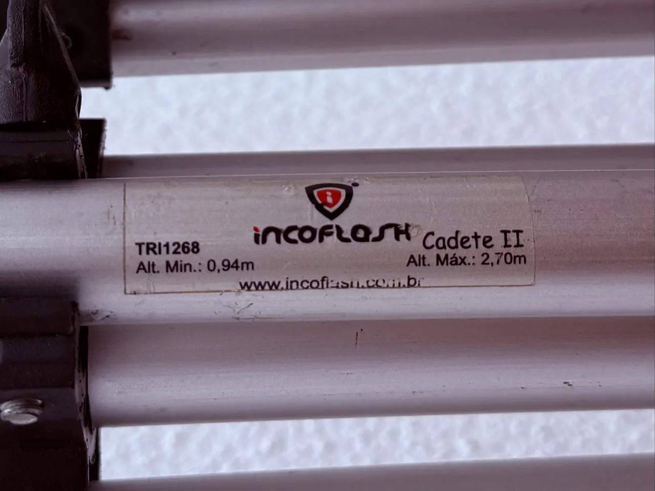 Kit 4 Tripés iluminação Incoflash - 2x Cadete II + 2x Mini II - Excelente estado - Foto 6