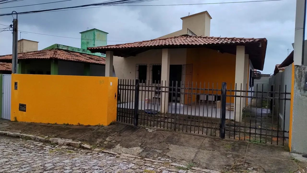 Casa em condomínio com 3/4 sendo 1 Suíte  Nova Parnamirim - Parnamirim - RN